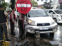Ada Bocah 9 Tahun Bawa Kabur Toyota Rush: Pasti Ujungnya Nabrak!