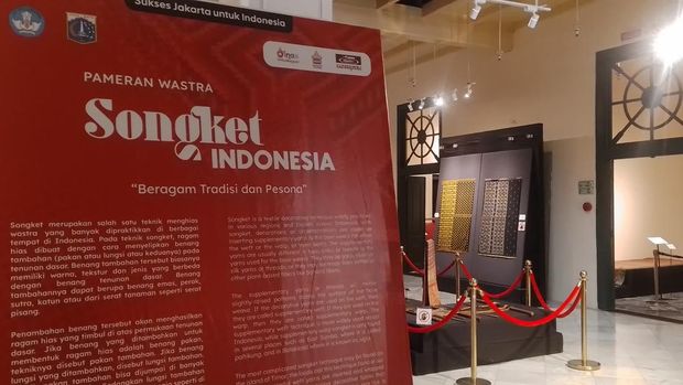 Pameran Songket di Museum Tekstil