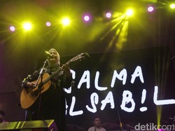 Salma Salsabil Bikin Heboh di Audisi Emeron Hijab Hunt 2024 Solo Paragon Mall