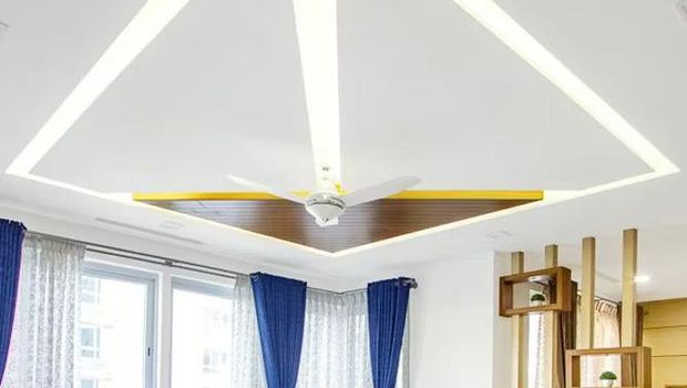 Plafon PVC geometri.