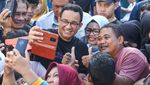Potret Anies Ketemu Jusuf Hamka di CFD, Ngapain?