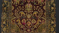 Karpet dengan ukuran kecil dan desain berbentuk lengkung di bidang tengahnya menunjukkan ini digunakan sebagai sajadah. Foto: The Met