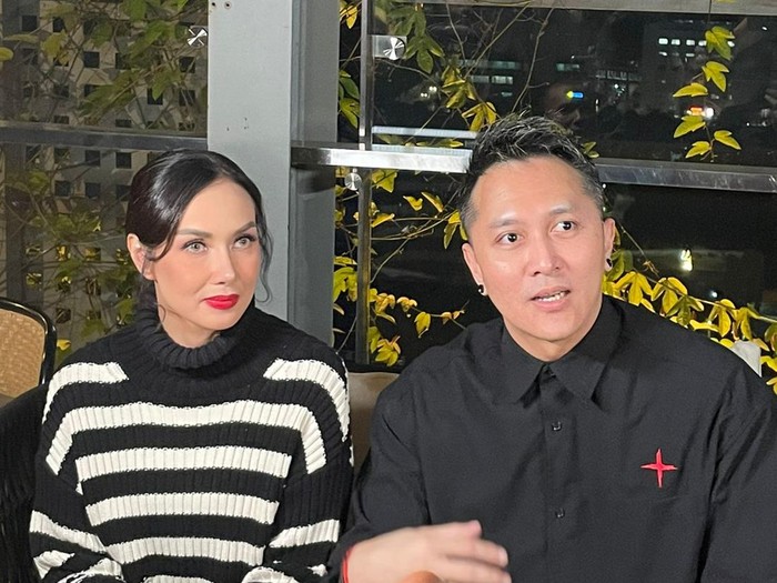 Demian Aditya dan Sara Wijayanto menawarkan hal baru untuk mengalami hal-hal yang magis.