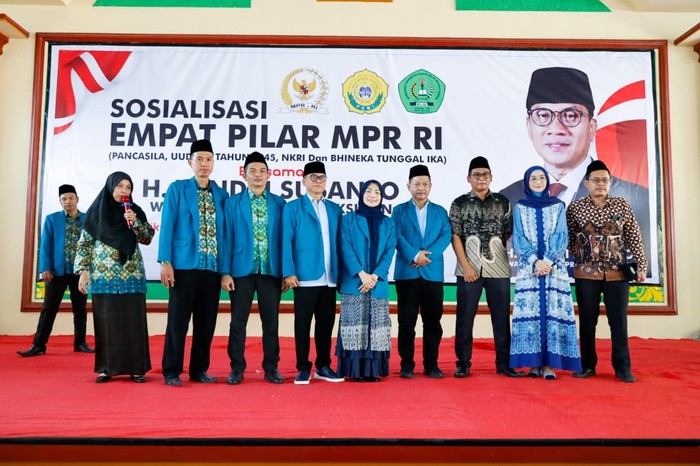 Sosialisasi 4 Pilar MPR yang bekerja sama dengan Persatuan Guru Madrasah Indonesia (PGMI) Kabupaten Serang pada Sabtu (3/8) di Pondok Pesantren Modern Asaadah Cikeusal, Kabupaten Serang.