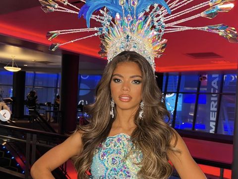 Alma Cooper dinobatkan sebagai Miss USA 2014