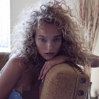 Tobey Maguire dikaitkan dengan beberapa wanita cantik sejak perceraiannya dengan Jennifer Meyer. Sebelumnya ia disebut dekat dengan Lily Chee yang langsung dibantah mantan istri. Beberapa waktu lalu ia kembali digosipkan punya pacar baru, model bernama Babette Strijbos. Foto: Instagram Babette Strijbos