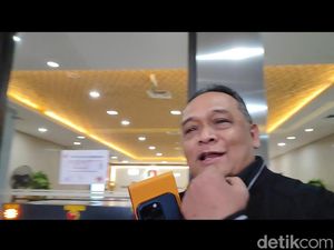 Diperiksa 8 Jam di Bareskrim, Benny Rhamdani Dicecar 64 Pertanyaan