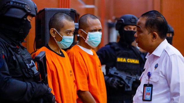 BNN bersama Ditjen Bea dan Cukai menggagalkan upaya penyelundupan 113 kg ganja asal Thailand. Dua orang ditangkap aparat. (dok BNN)