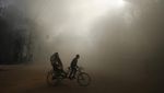 Demo di Bangladesh Makin Panas, Mal Dibakar Demonstran