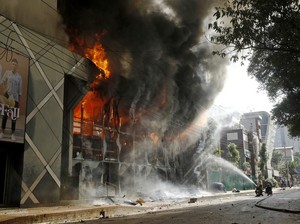 Kerusuhan Ngeri di Bangladesh, Seratusan Orang Tewas Termasuk 1 WNI