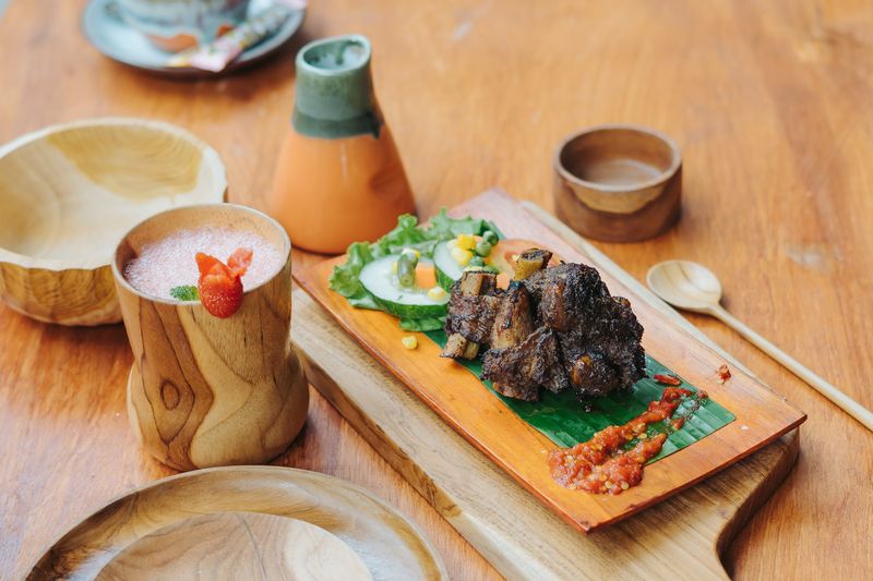 Dulunya Makanan Orang Miskin, Kini Iga Bakar Jadi Makanan Mahal
