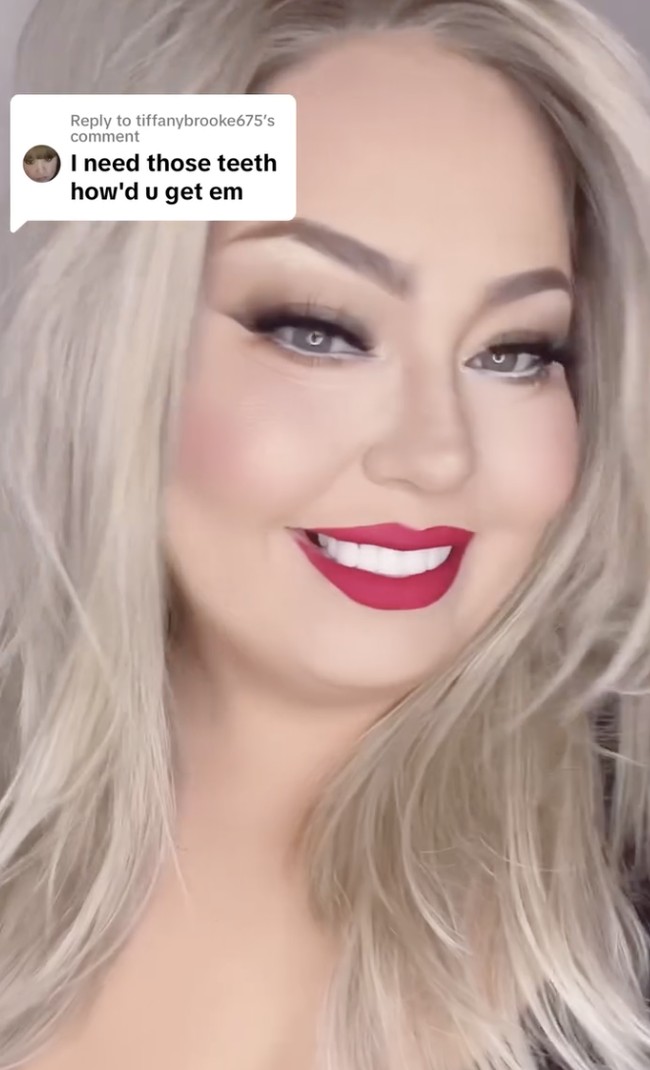 Wanita asal Kanada itu adalah seorang penggemar makeup. Ia menginspirasi banyak orang dengan keterampilan makeupnya, sekaligus tidak malu menunjukkan penampilan alaminya. Foto: dok. Instagram @lashesandlosing