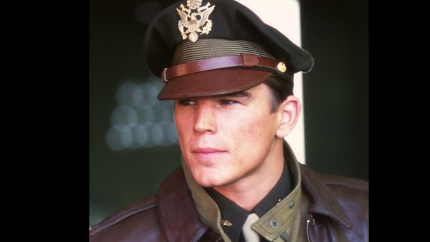 Penampilan Josh Hartnett di Pearl Harbor (2001).