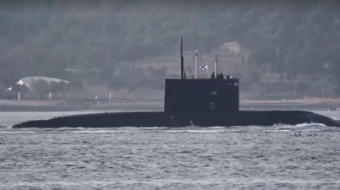 Kian Panas! Drone Bawah Laut Ukraina Hantam Kapal Selam Rusia