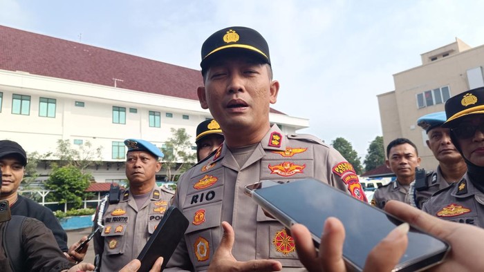 Armor Didakwa sebagai Tersangka Kekerasan dalam Rumah Tangga yang Mengarah pada Penganiayaan Berat terhadap Cut Intan Nabila