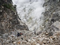 Menjelajahi Gunung Lawu, Daya Tari dan Jalur Pendakian