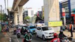 Lalu Lintas di Cipulir Merayap Imbas Proyek Galian