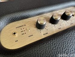 Unboxing Marshall Standmore III, Harga Rp 6 Juta Siap Memanjakan Telinga