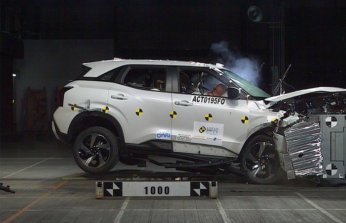 Mitsubishi XForce