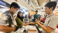 Pameran tersebut memberikan perpaduan sempurna antara edukasi dan hiburan. Pengunjung bisa melihat berbagai jenis reptil, mulai dari gecko, ular, iguana, kura-kura eksotis, hingga peliharaan lainnya seperti kucing, kelinci, dan sugar glider.