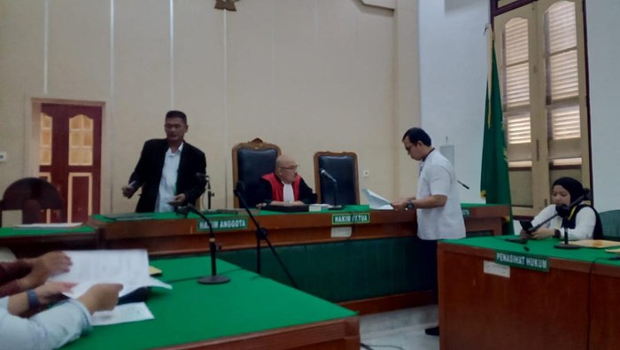 Suasana sidang permohonan prapid Zahir di PN Medan