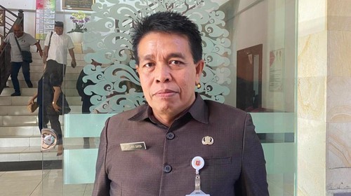 Kepala Dinas Perhubungan Kabupaten Karangasem Tjokorda Surya Dharma (foto: I Wayan Selamat Juniasa)