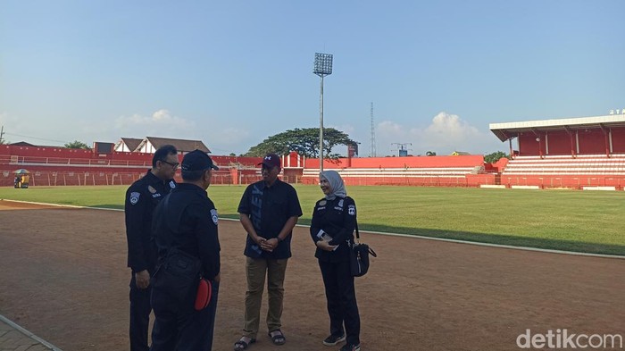 Tim Mabes Polri cek kelayakan Stadion Soepriadi Kota Blitar