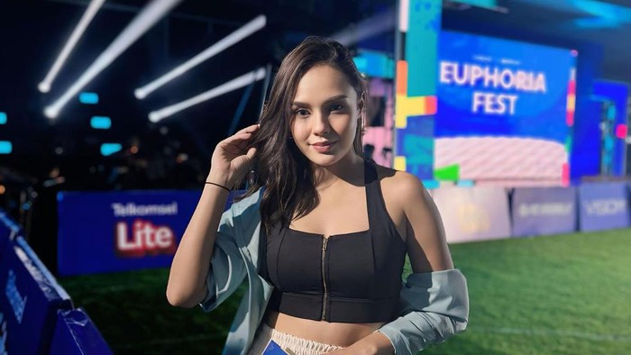 angie ang