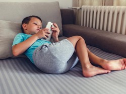 Australia Resmi Larang Anak di Bawah 16 Tahun Main Medsos