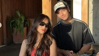 Fadly Faisal atau akrab disapa Ai adalah adik ipar mendiang Vanessa Angel. Bersama sang adik, Fuji, Ai kini eksis di dunia hiburan Tanah Air. Foto: Instagram fadlyfsl_