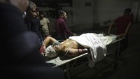 Kementerian Dalam Negeri Bangladesh mengumumkan pemberlakuan jam malam nasional tanpa batas waktu mulai pukul 18.00 waktu setempat, aturan ini menjadi langkah pertama yang diambil sejak serangkaian demonstrasi dimulai.  