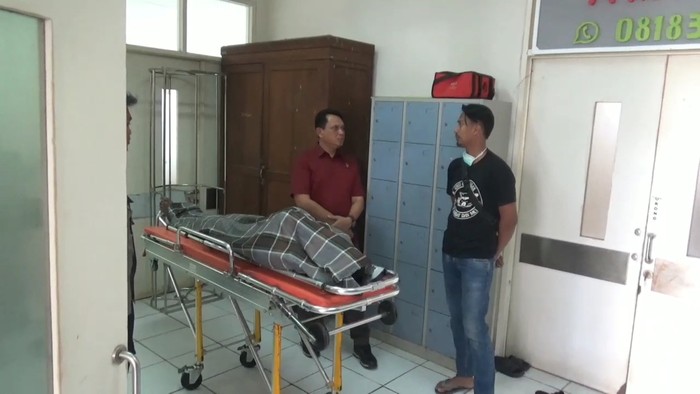 Jasad pria yang ditemukan tewas dengan leher tergorok di Bangkalan