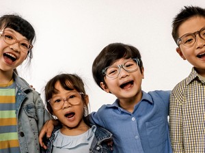 Pentingnya Anak Pakai Kacamata Lensa Blue Light