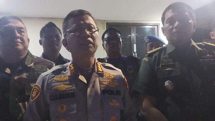 Kapolrestabes Medan Kombes Teddy Jhon saat konferensi pers. (Finta Rahyuni/detikSumut)