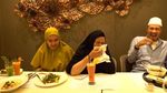 Potret Hangat Kartika Putri saat Makan Bareng Habib Usman