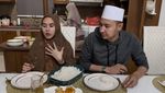 Potret Hangat Kartika Putri saat Makan Bareng Habib Usman