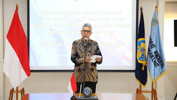 Sekretaris Direktorat Jenderal Perhubungan Laut, Lollan Panjaiatan