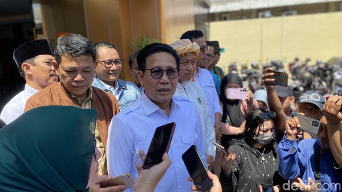 Ketua DPW PKB Jatim Abdul Halim Iskandar melaporkan Lukman Edy ke Polda Jatim