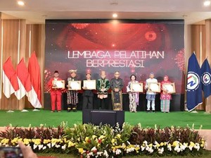 LKPP Raih Peringkat I Lembaga Pelatihan Pemerintah Berprestasi 2024