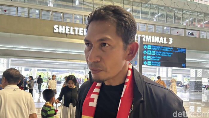 M. Hadris, pelatih kepala tim rowing Indonesia yang turut melibatkan atlet Olimpiade 2024 La Memo.