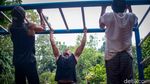 Tempat Bermain di Taman Bisa Jadi Alat Bentuk Otot, Nih Lihat