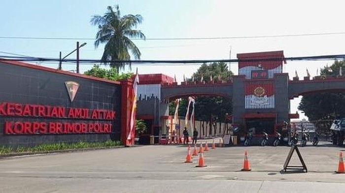 Markas Brimob di Kelapa Dua, Depok (Lina Itafiana / CNN Indonesia)