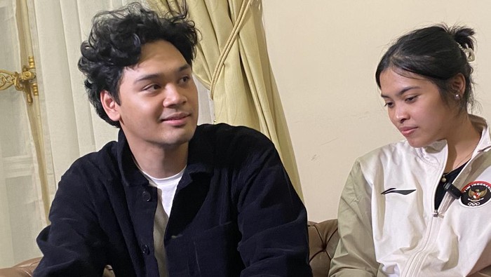 Mikha Angelo tak peduli kritik yang mengarah ke Gregoria Mariska Tunjung atau dirinya di Olimpiade 2024 ini. Sebab dia tahu seberapa besar perjuangan Gregoria.