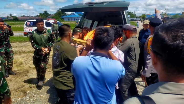 Tindakan Brutal OPM Merampas Nyawa Pilot Heli Asing, Sikap Biadab Melanggar Martabat Manusia