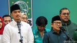 Pakai Sarung-Peci, Kaesang Sowan ke Cak Imin di DPP PKB