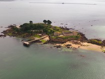 Wujud Pulau Pribadi Dijual Bonus 15 Hantu Tentara