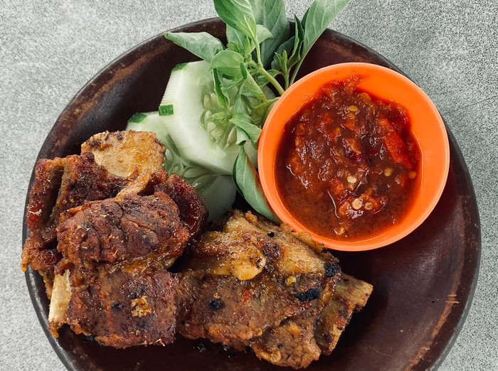 Resep Iga Bakar Sambal Korek