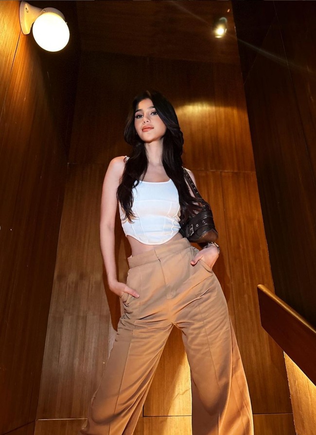 Ritassya Wellgreat viral jadi perbincangan setelah beredar di media sosial, video dirinya sedang berjoget dengan Teuku Ryan, mantan suami Ria Ricis. Foto: Instagram/@ritassyawellgreat