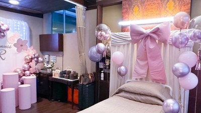 8 Foto Dekor Kamar Syahrini Saat Melahirkan di RS Singapura, Mewah Serba Pink