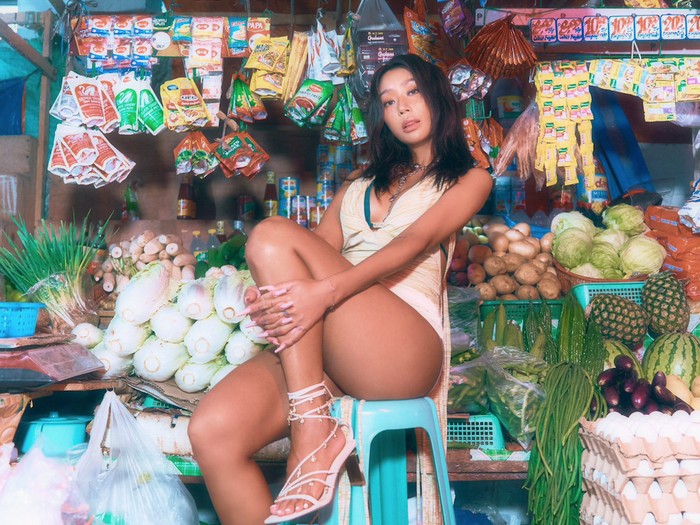 Viral Hyolyn SISTAR Pemotretan di Warung, Bikin Syok Dikira Editan